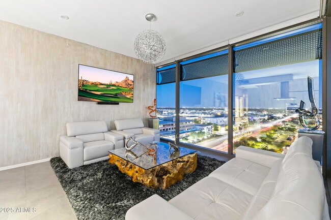 Building Photo - 7180 E Kierland Blvd