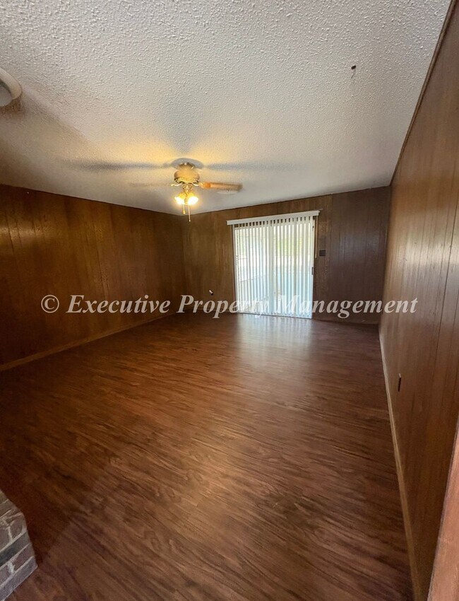 Building Photo - 7544 FM 2657