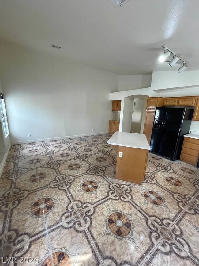 Building Photo - 4406 Cinema Ave