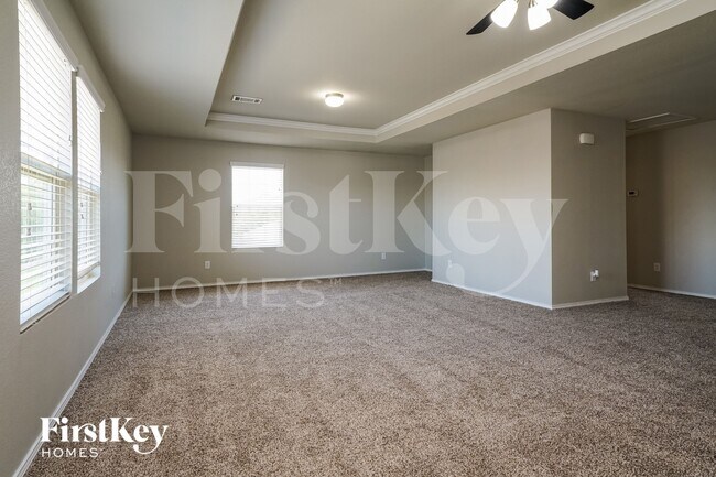 Building Photo - 133 Waxberry Dr