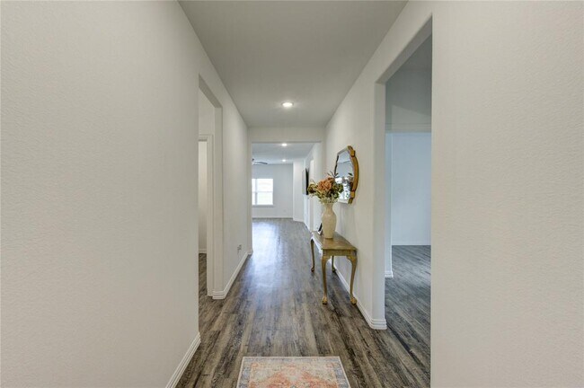 Building Photo - 1088 Rd 5102