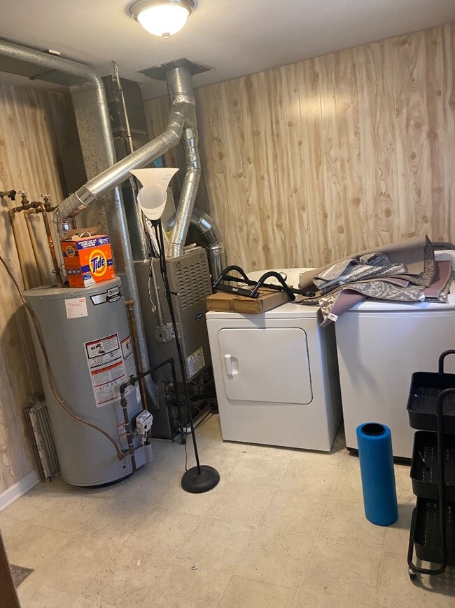 Building Photo - 253 Holly Ave