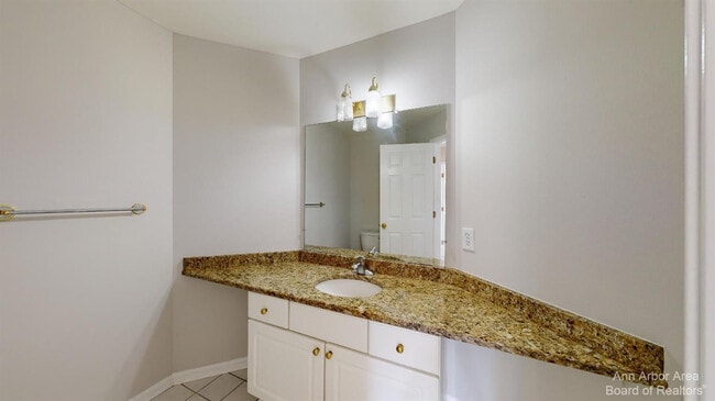 Building Photo - 2844 Chaseway Ct