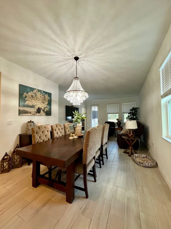 Building Photo - Beautiful 3/2 in Lakeland!