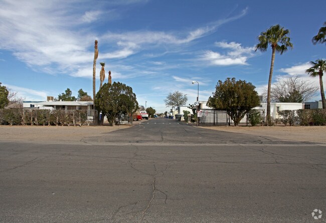 Building Photo - Las Palmas Mobile Home Park
