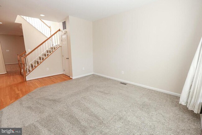 Building Photo - 23305 Hyacinth Ln