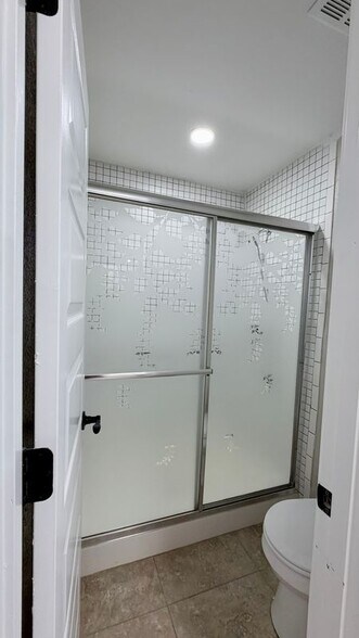 Building Photo - 2324 W Maricopa St