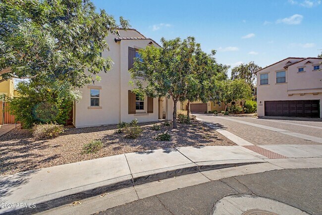 Building Photo - 1575 W Marlin Dr