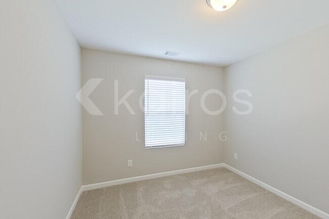 Building Photo - 5147 Cobalt Fls Bnd