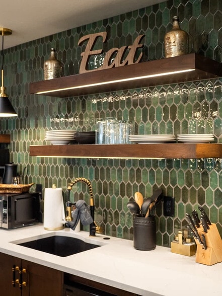 Building Photo - 3413 W Sunset Ave