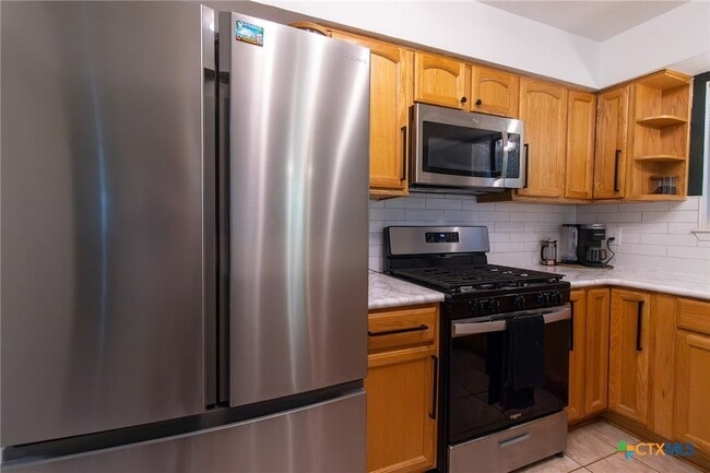 Building Photo - 1609 Ronstan Dr