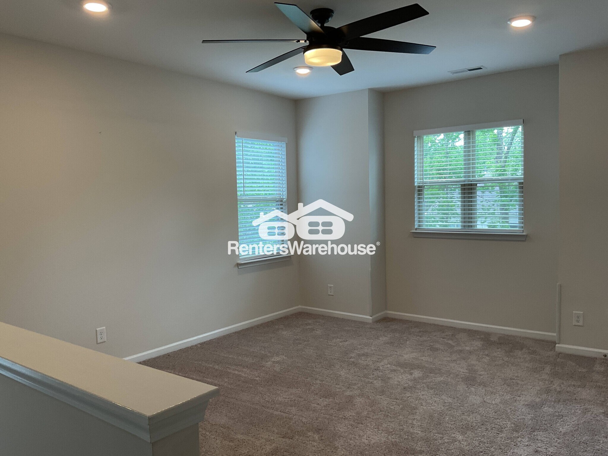 Building Photo - 11208 Irwin Oak Pl
