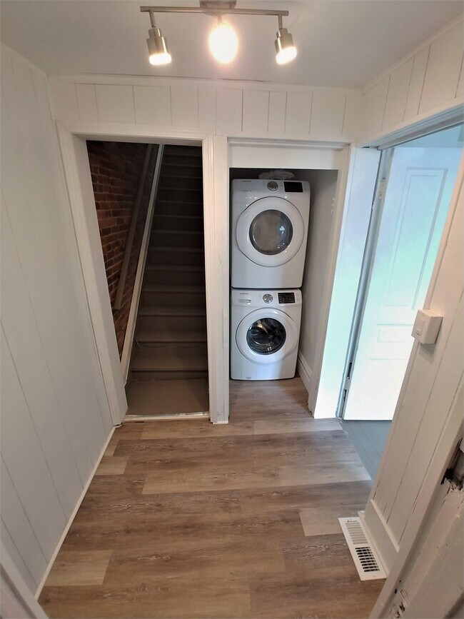 Building Photo - 79 Beltzhoover Ave