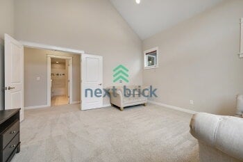 Building Photo - 5 BED & 4.5 BATH FOR RENT