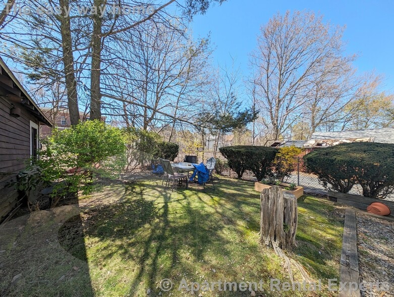 Building Photo - 36 Orchard St