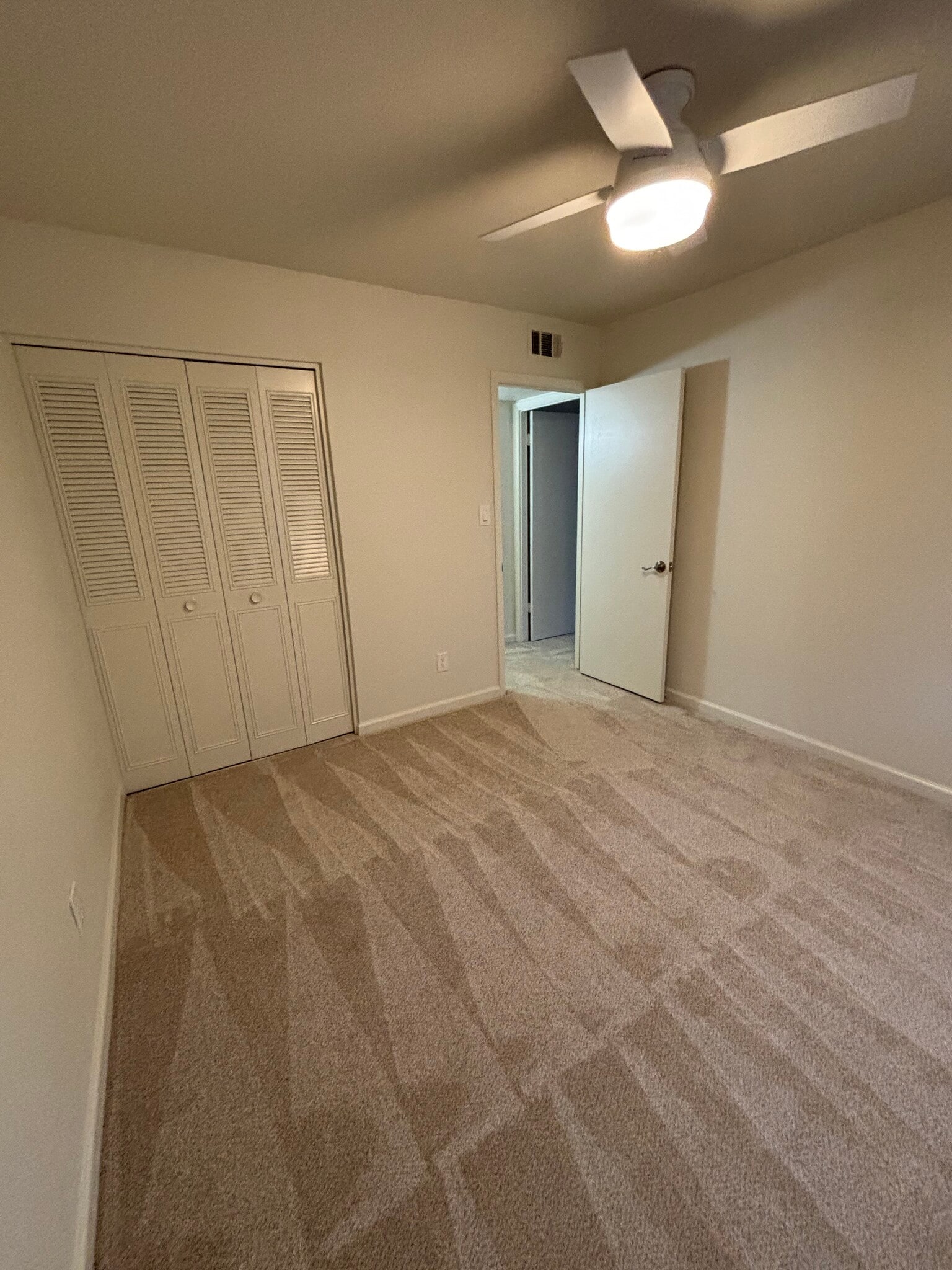 Building Photo - 5841 N Granite Reef Rd
