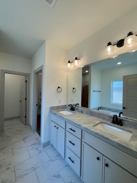 Building Photo - 1049 Parker Ln