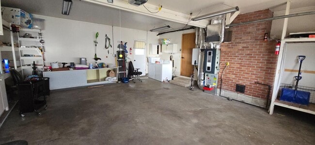Building Photo - 4338 Fargo St