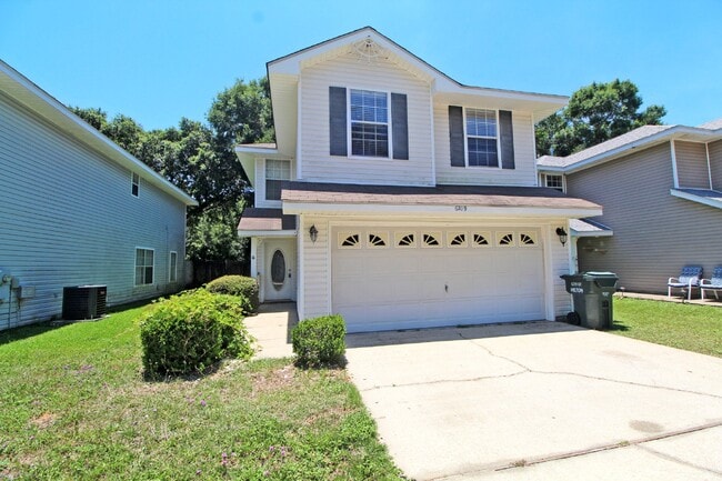 Milton two-story home with Fenced Backyard! - 6209 Cottage Woods Dr ...