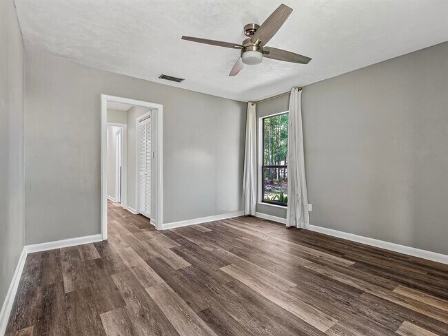 Building Photo - 3335 Micanopy Trail