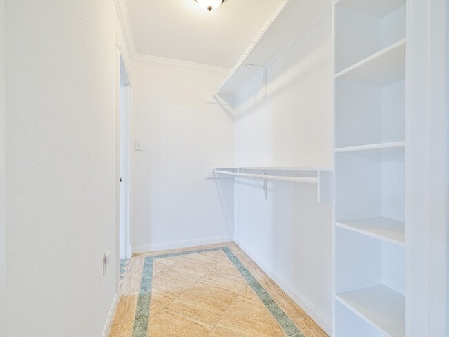 Building Photo - 12660 Briar Patch Dr