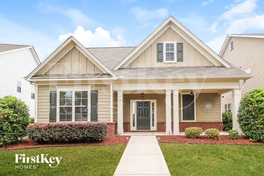 Primary Photo - 286 S Village Square