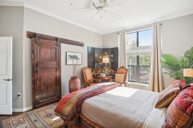 Building Photo - Luxury Riverfront Condo Near Georgetown Square | 2 Bed / 2 Bath with Balcony