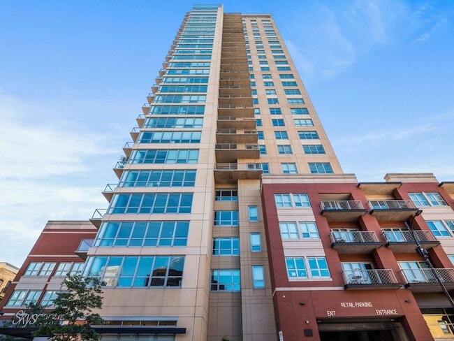 Building Photo - 929 Portland Ave