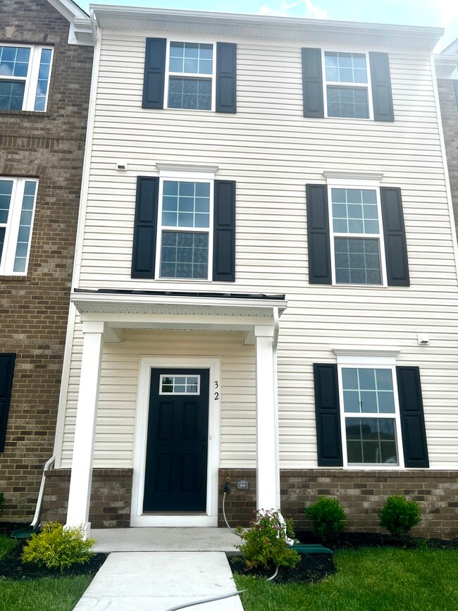 Building Photo - 32 Indian Field Ln