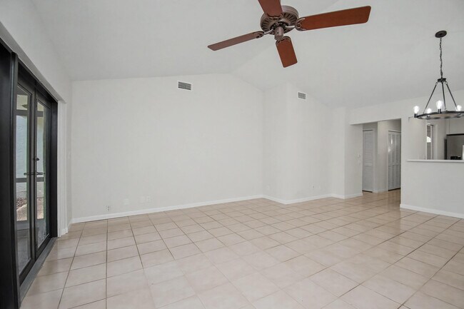 Building Photo - 21642 Guadalajara Ave