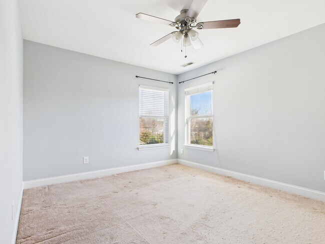 Building Photo - 13820 Netherton Ln