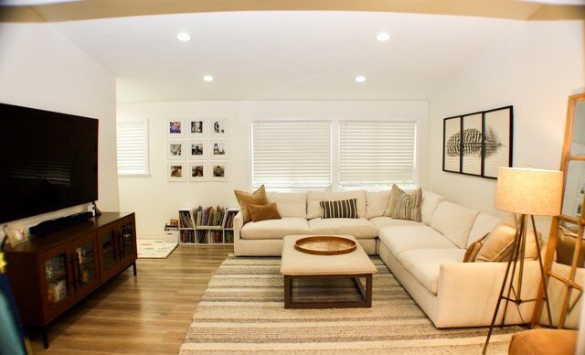 Building Photo - 4820 Abbeyville Ave