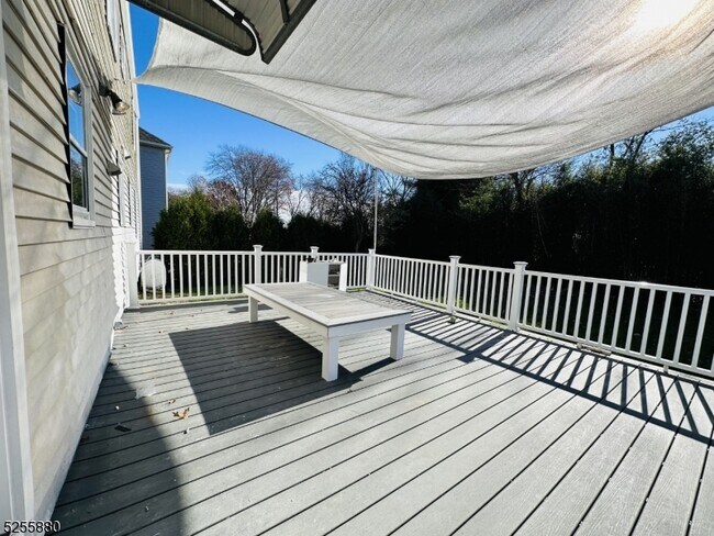 Building Photo - 79 Hawkins Ave