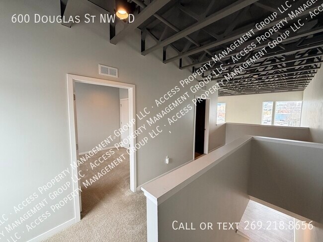 Building Photo - 600 Douglas St NW