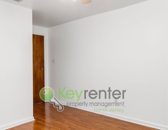 Building Photo - Spacious 2BR / 2.5BA Home with Huge Deck, Private Yard & Parking for 6