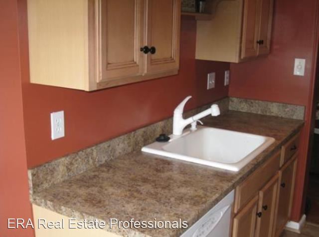 Building Photo - 2 br, 1.5 bath House - 3902 Inverness Road