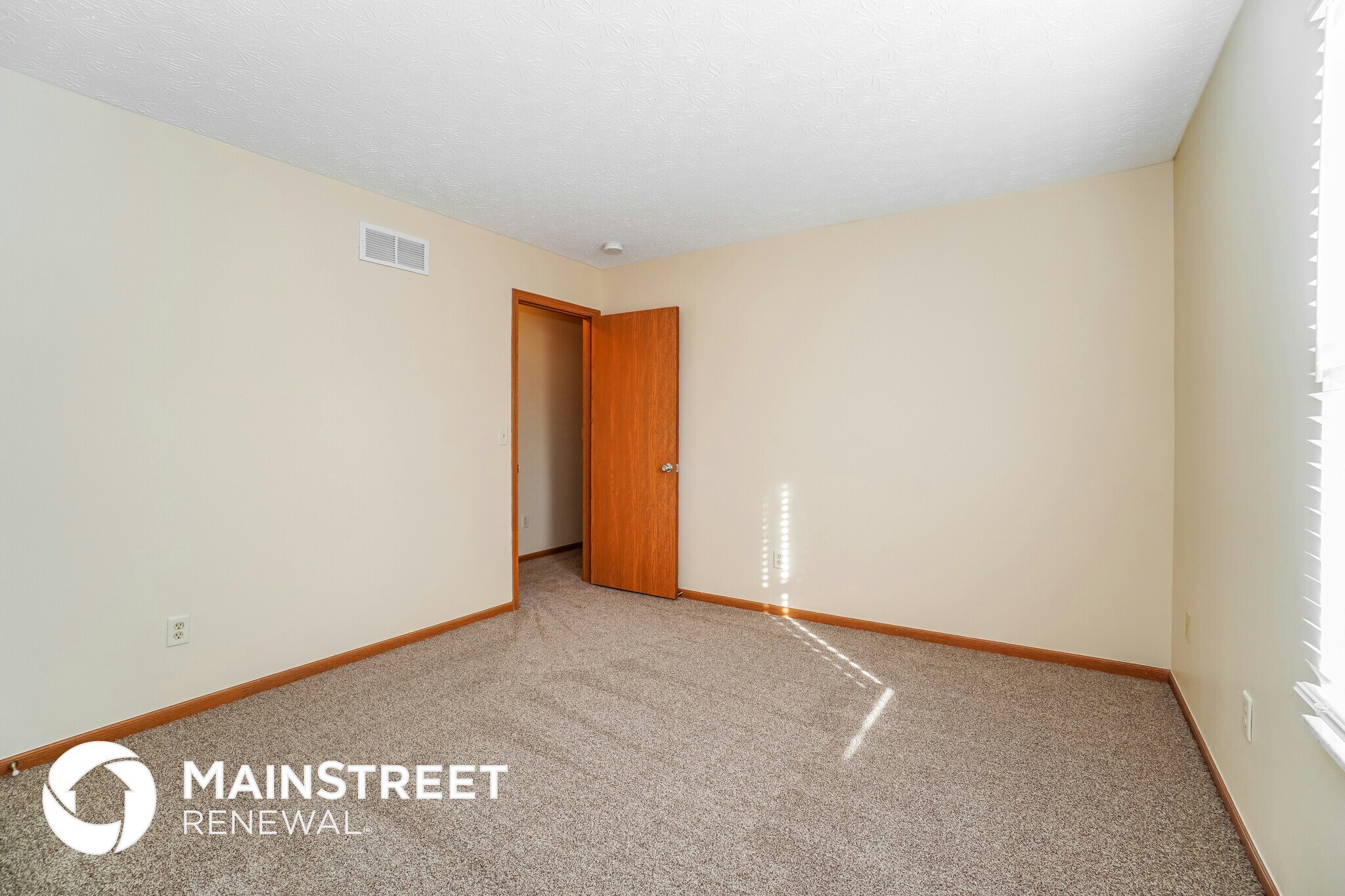Building Photo - 181 Firestone Dr