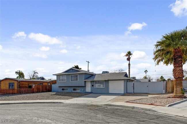 Building Photo - 6121 Edgewood Cir