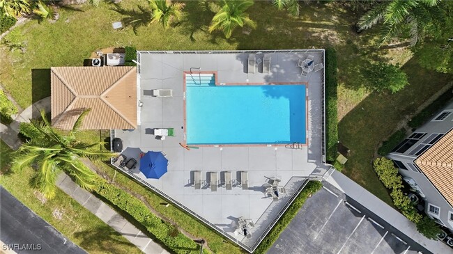 Building Photo - 28630 Carriage Home Dr