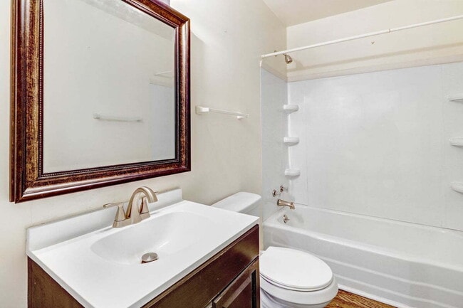 Building Photo - **RENOVATED** 2 BR 1 BA HOME IN GOLDSBORO- close to SJAFB!