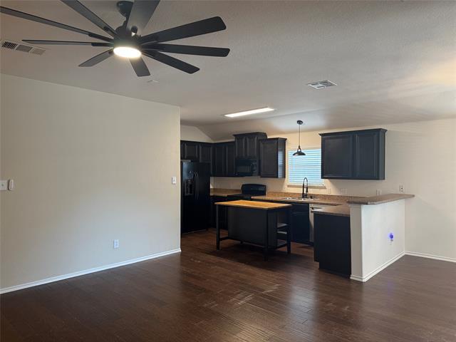 Building Photo - 2204 Spencer Pl