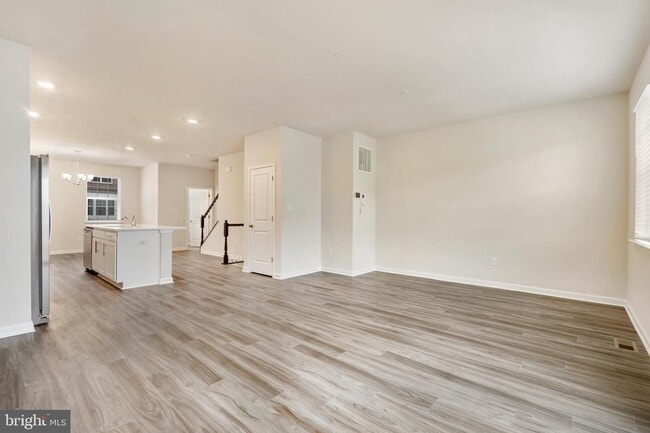 Building Photo - 7106 Delegate Pl