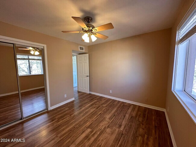 Building Photo - 14802 Yerba Buena Way
