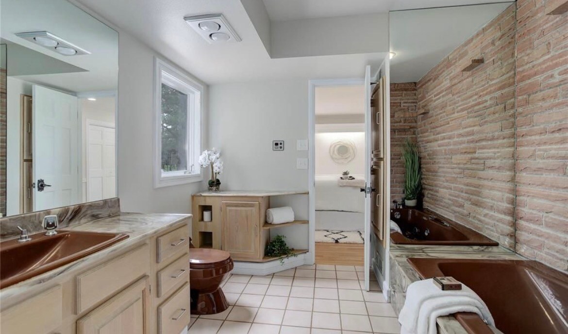 Building Photo - 14810 Herring Rd