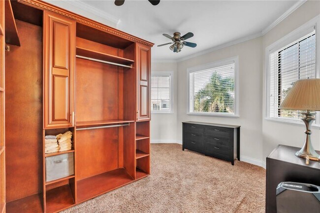 Building Photo - 7924 3rd Ave S