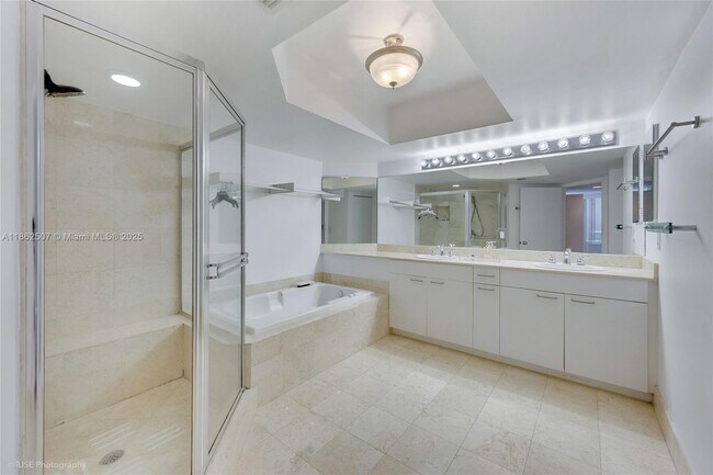 Building Photo - 21055 Yacht Club Dr