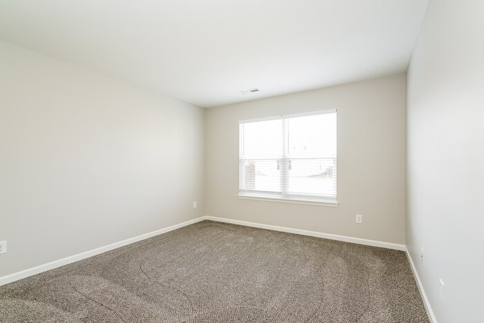 Building Photo - 3009 W Sampler St