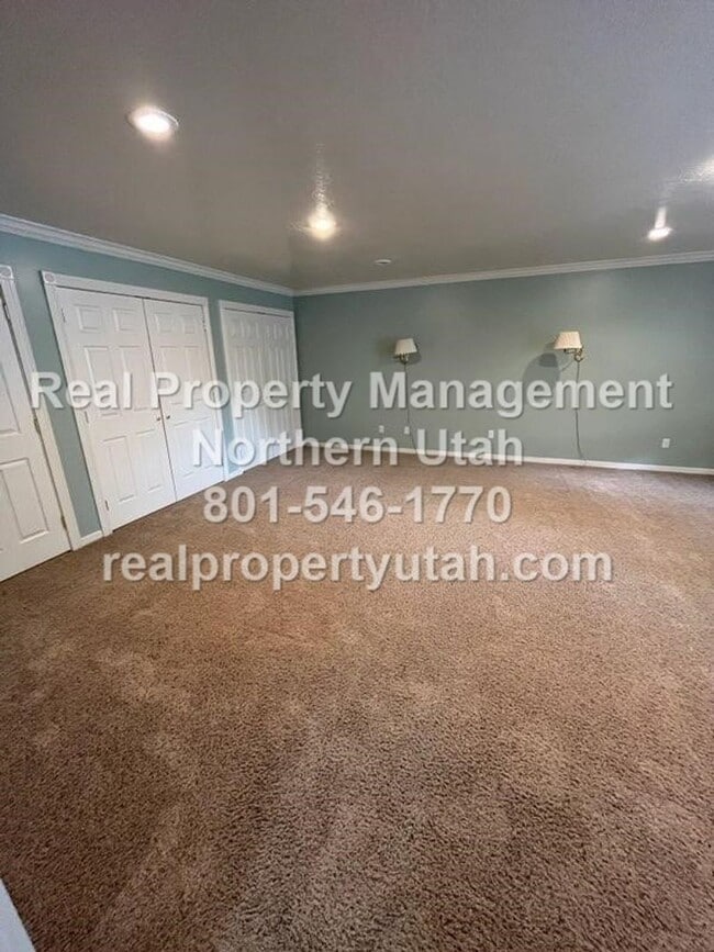 Building Photo - Adorable 5 Bedroom home in Brigham City