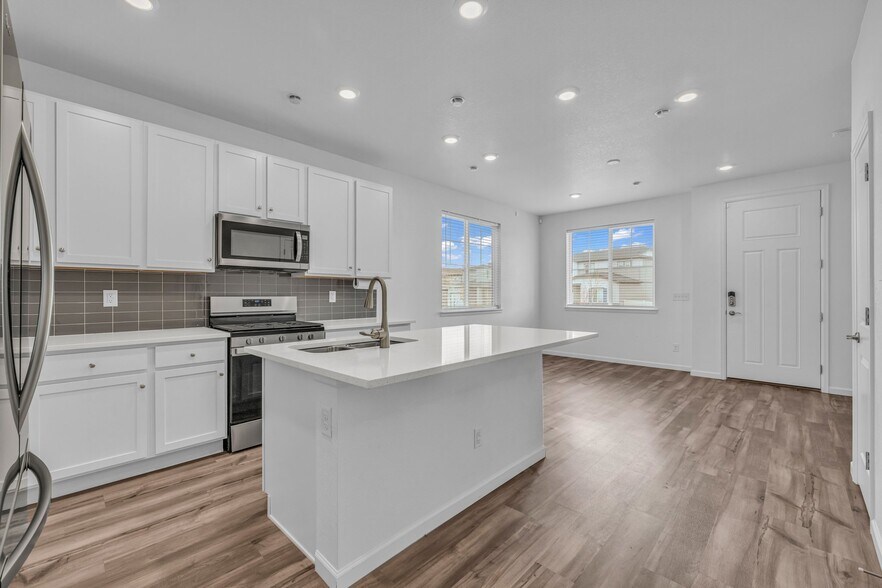 Building Photo - 18152 Caffey Dr