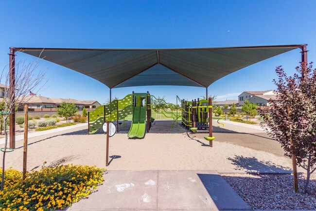 Building Photo - 1667 S Wallrade Ln